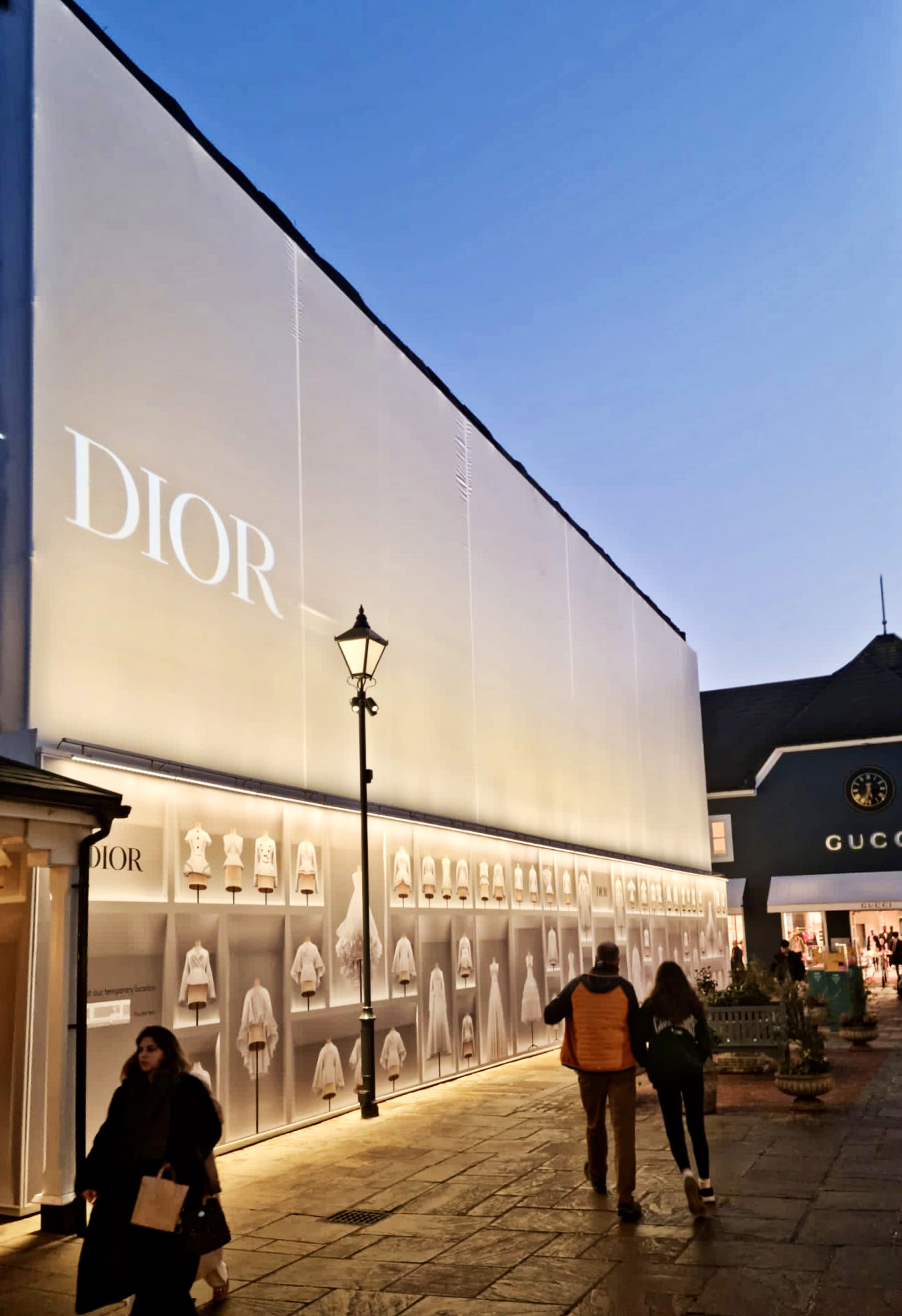 Xavio Luxury Retail Lighting Solutions